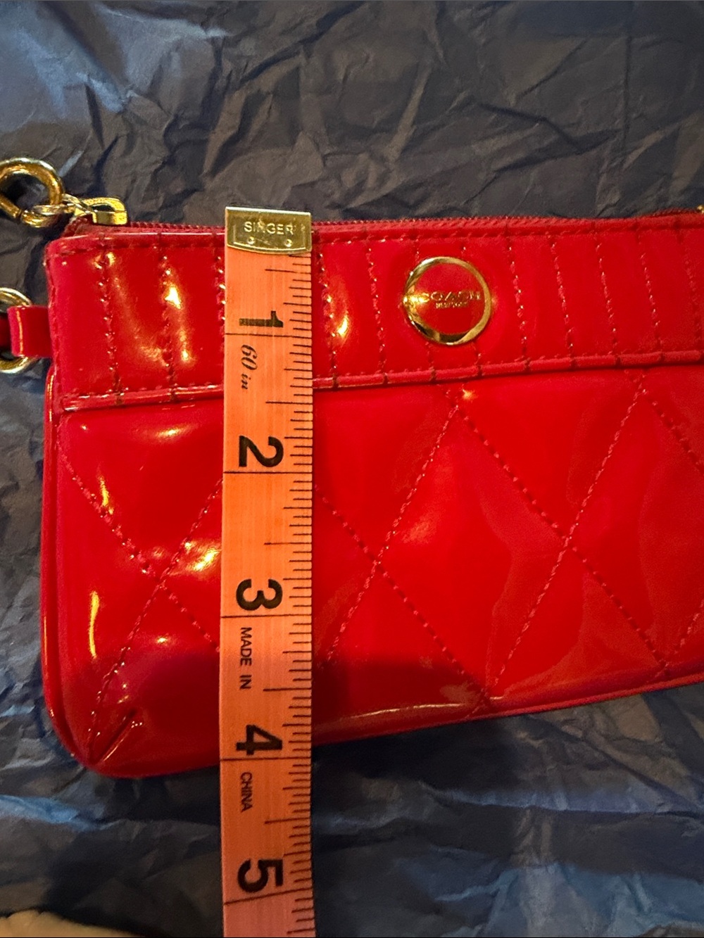 Coach pink patent leather wristlet authenticated - Picture 2 of 7